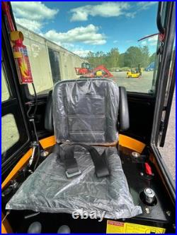 FREE SHIPPING Mini Excavator 1.15 Ton 13.5hp EPA ERTFD Engine BRIGGS & STRATTON FREE SHIPPING Mini Excavator 1.15 Ton 13.5hp EPA ERTFD Engine BRIGGS & STRATTON