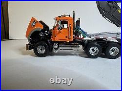 First Gear Truck Mack Granite Withvolvo E480D Tracked Excavator