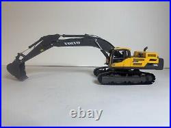 First Gear Truck Mack Granite Withvolvo E480D Tracked Excavator