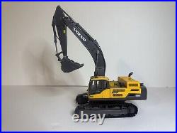 First Gear Truck Mack Granite Withvolvo E480D Tracked Excavator