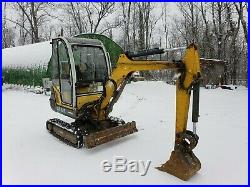 Gehl 222 mini excavator Erops w heat 1,063 hrs 2spd expandable tracks runs great