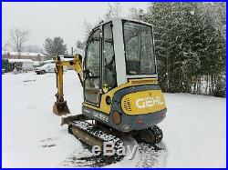 Gehl 222 mini excavator Erops w heat 1,063 hrs 2spd expandable tracks runs great