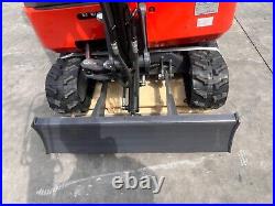 Hydraulic Mini Excavator Digger Kubota Diesel Engine with Air Conditioner&Cab