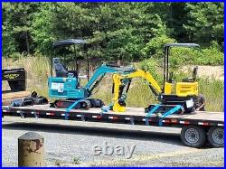 Hydraulic Thumb 2000lb Mini Excavator With Bucket Farm Crawler Gasoline EPA