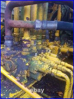 JCB 814 1985 digger excavator dismantling for parts! Main valve block only