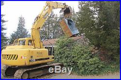 John Deere 120 Excavator with Thumb