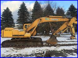 John Deere 200LC Excavator