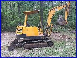 John Deere 25 Excavator steel tracks 24 bucket Yanmar Diesel