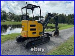 John Deere 26g Mini Skid Steer With Thumb