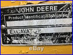 John Deere 490e Hydraulic Excavator With Coupler