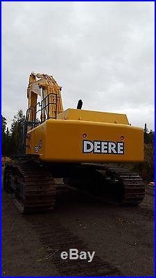 John Deere 750 Excavator