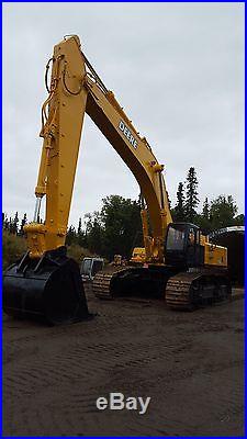 John Deere 750 Excavator