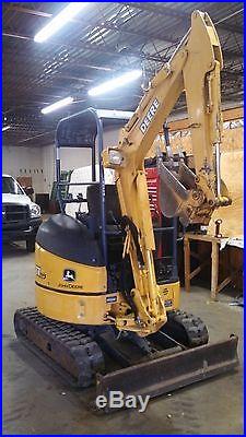 John Deere Mini Excavator 17ZTS Only 668 Hours. Must Sell Great little Machine