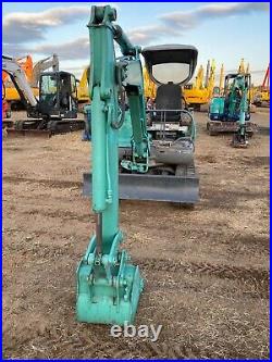 KOBELCO SK25 RUBBER TRACK MINI EXCAVATOR, 7500 LB 10' DIG GREAT TRACKS With BLADE