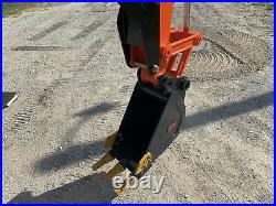 KUBOTA KH11H Mini Excavator 1829 Hours withThumb, 2 Buckets and Ripper Attachment