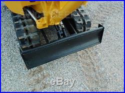Komatsu PC05 Mini Excavator Trackhoe Backhoe Dozer LOW LOW PRICE NO RESERVE