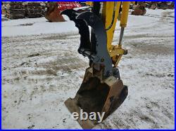 Komatsu PC50MR-2 Mini Excavator Hydraulic Thumb, 2596 Hours, Angle Dozer Blade