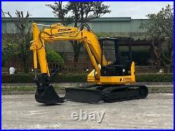 Komatsu PC50UU Mini Excavator with Hydraulic Thumb S/N 3802