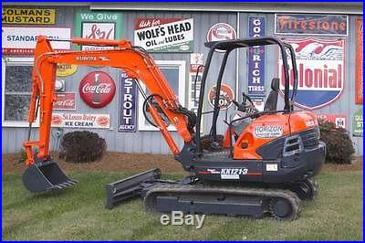 Kubota KX121 Excavator Compact Mini-Trackhoe