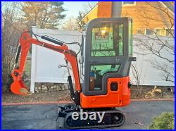 Mini Excavator 1 Ton 3ft Wide Digger 13.5HP Briggs & Stratton Engine Delivery