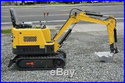 Mini Excavator, NEW, EPA certified USA gas engine. W Attachments, auger, roof
