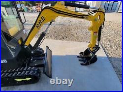 NEW 1 ton Briggs & Stratton 13HP Mini Excavator Digger Kubota Bobcat Deere