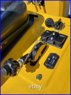 NEW Dig Master DM100 13.5HP RATO Gas Engine Mini Excavator Digger NEW Dig Master DM100 13.5HP RATO Gas Engine Mini Excavator Digger