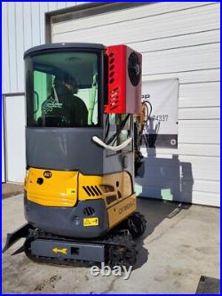NEW Mini Excavator 1 ton AGT QK18RXSC 13HP Digger with Air Conditioning