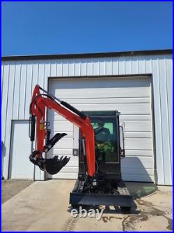NEW Mini Excavator AGT QNT50R 2-Ton with Cab & Swing Boom 28HP Gas Engine Digger NEW Mini Excavator AGT QNT50R 2-Ton with Cab & Swing Boom 28HP Gas Engine Digger