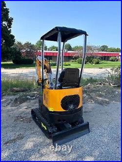 New Mini Excavator, 1 ton EPA Certified USA Gas Briggs & Stratton Engine