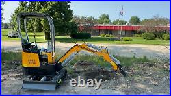 New Mini Excavator, 1 ton EPA Certified USA Gas Briggs & Stratton Engine