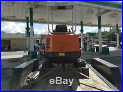 Scat Trak 520v Mini Excavator Kubota Diesel Expandable tracks 2 Bobcat Backhoe