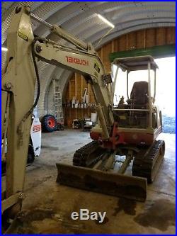 Takeuchi TB135 mini excavator 11' digging depth with swing boom and aux. Hyd