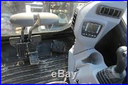 USED KUBOTA KX040-4 (2016) Enclosed Cab with AC & Heat, Hydraulic Thumb 24 Bucket